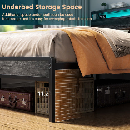 Cadre de lit plateforme en bois de style campagnard avec station de charge et éclairage LED