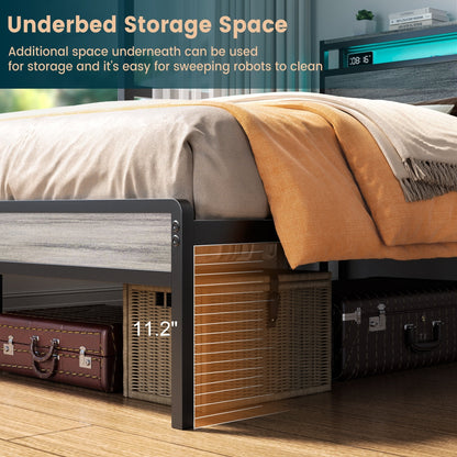 Cadre de lit plateforme en bois de style campagnard avec station de charge et éclairage LED