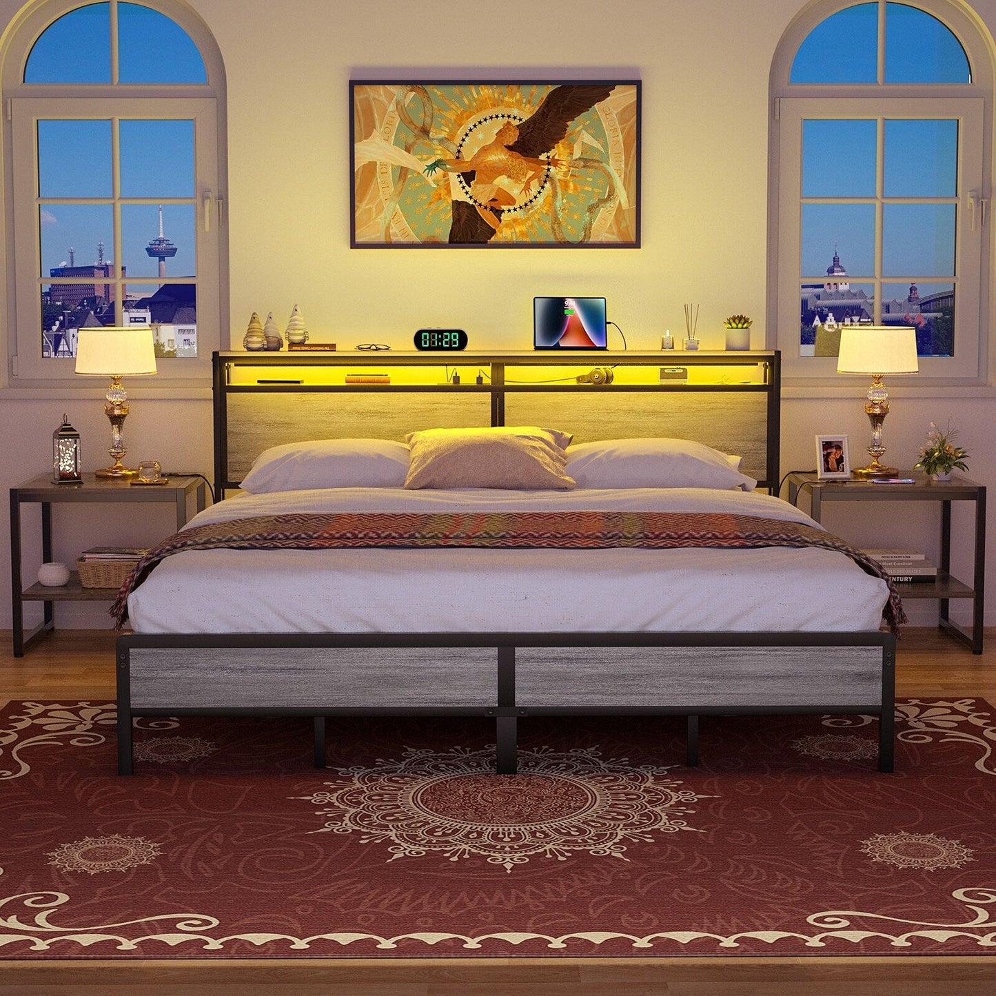 Cadre de lit plateforme en bois de style campagnard avec station de charge et éclairage LED