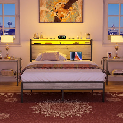 Cadre de lit plateforme en bois de style campagnard avec station de charge et éclairage LED