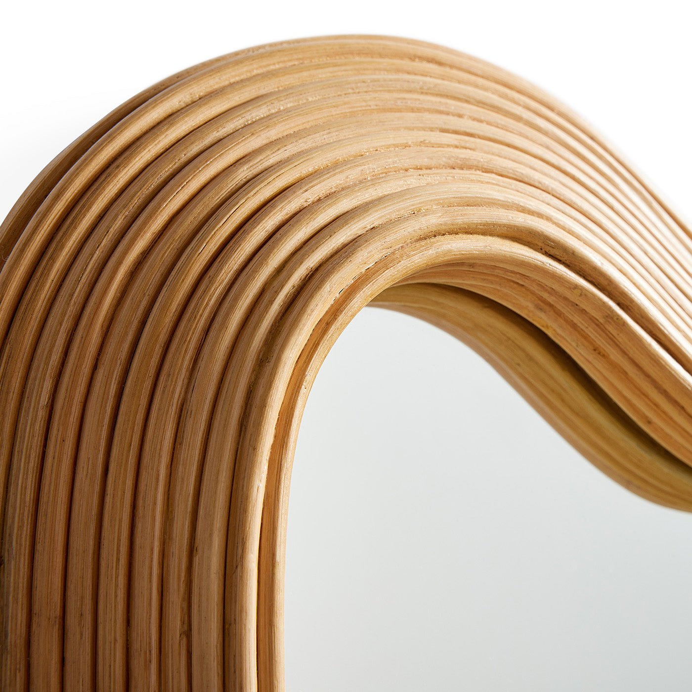 Miroir à ondulations de la Riviera